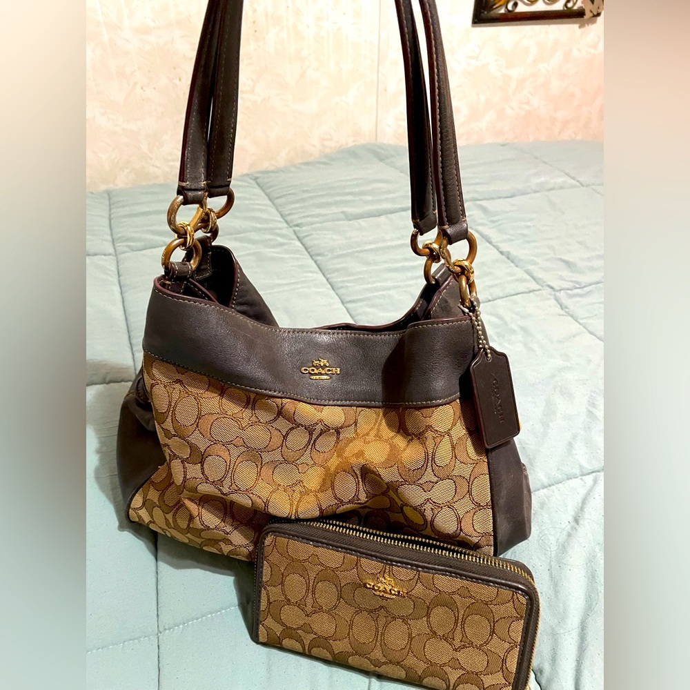 Coach purse with matching wallet